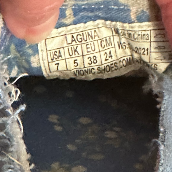 Vionic Laguna Blue Espadrille Canvas Slip On Shoes 7 - Picture 6 of 8